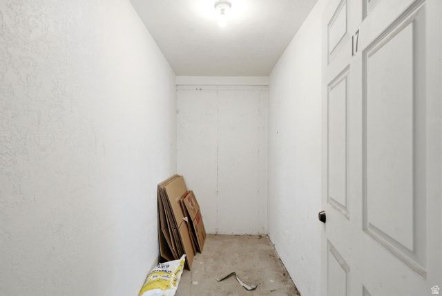 9217 S JEFFERSON CV, Sandy, UT 84070