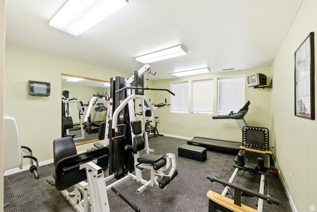 9217 S JEFFERSON CV, Sandy, UT 84070