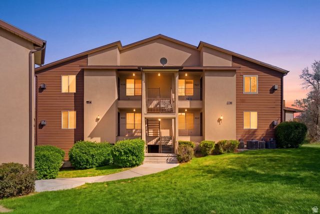 9217 S JEFFERSON CV, Sandy, UT 84070
