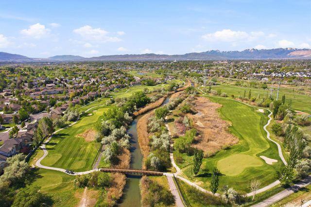 9217 S JEFFERSON CV, Sandy, UT 84070