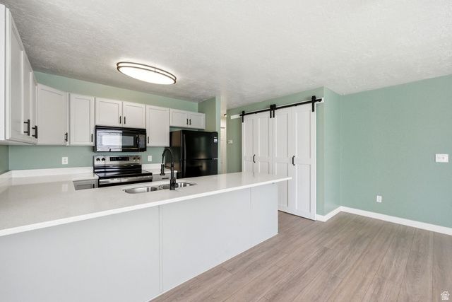 9217 S JEFFERSON CV, Sandy, UT 84070