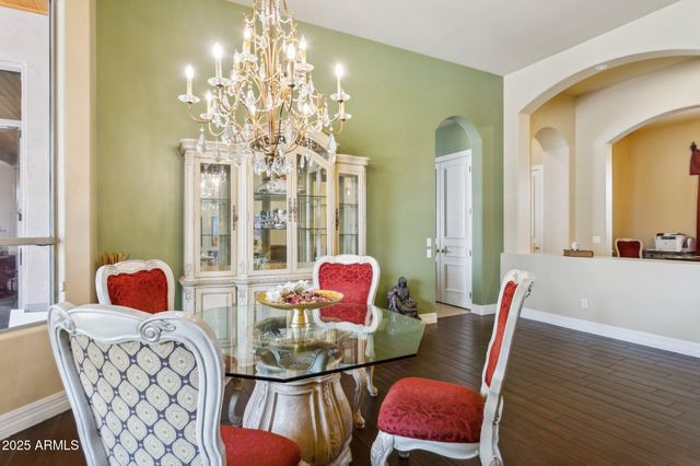 6428 W Eugie Avenue, Glendale, AZ 85304