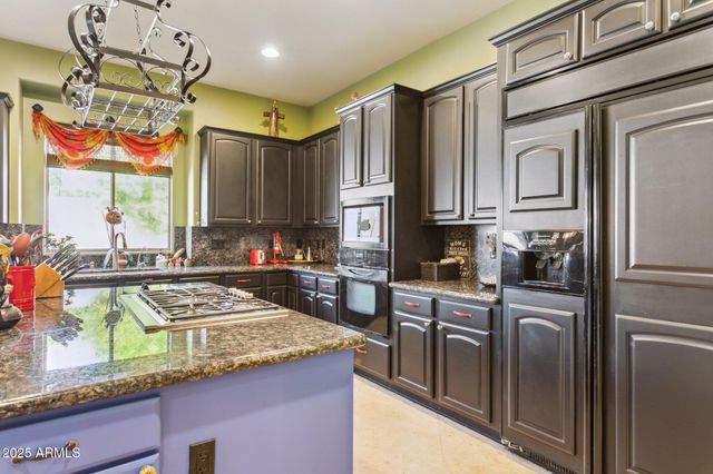 6428 W Eugie Avenue, Glendale, AZ 85304