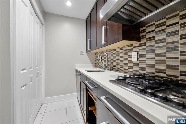 827 Alden Road, Paramus, NJ 07652