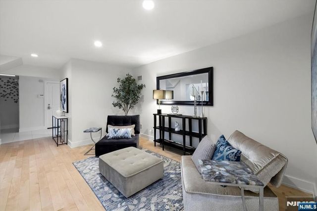 827 Alden Road, Paramus, NJ 07652