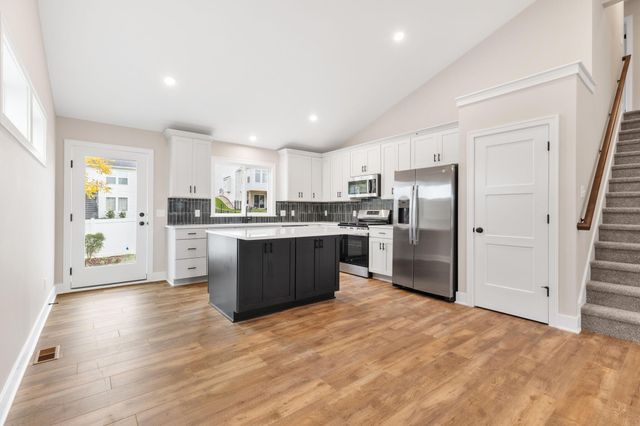 1658 Bayleaf Drive SW, Byron Center, MI 49315