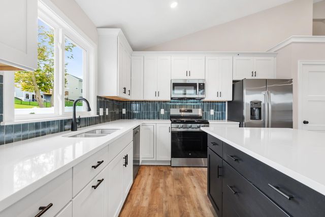 1658 Bayleaf Drive SW, Byron Center, MI 49315