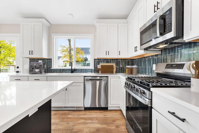 1658 Bayleaf Drive SW, Byron Center, MI 49315