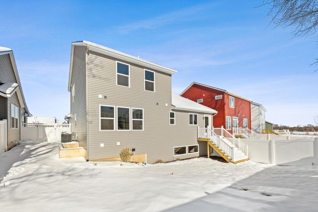 1658 Bayleaf Drive SW, Byron Center, MI 49315