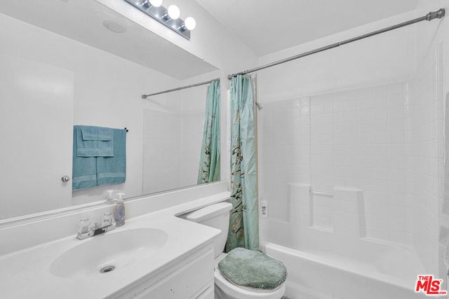 7581 Stoney Creek Drive, Highland, CA 92346