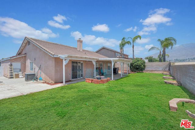 7581 Stoney Creek Drive, Highland, CA 92346