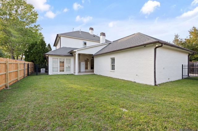 18642 Santa Maria Dr, Baton Rouge, LA 70809