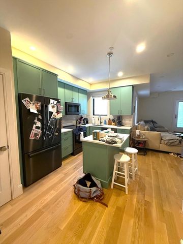 552 East 5th 2, Boston, MA 02127