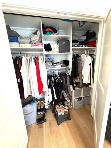 552 East 5th 2, Boston, MA 02127