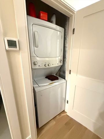 552 East 5th 2, Boston, MA 02127