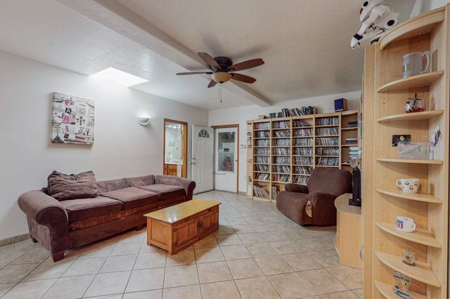 3821 Commercial Street NE, Albuquerque, NM 87107