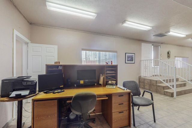 3821 Commercial Street NE, Albuquerque, NM 87107