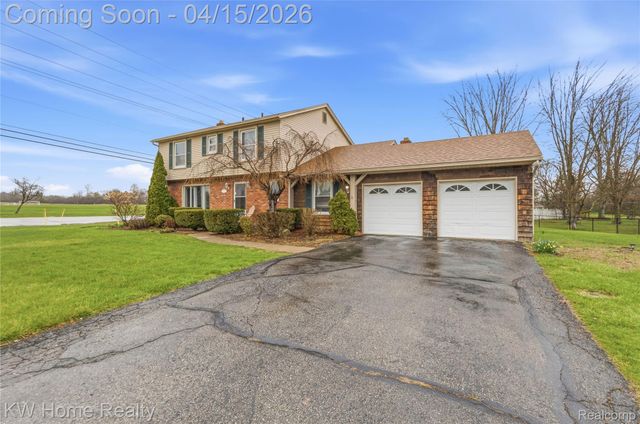 25982 Kilreigh Drive, Farmington Hills, MI 48336
