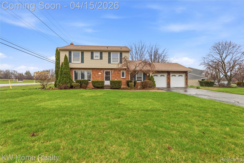 25982 Kilreigh Drive, Farmington Hills, MI 48336