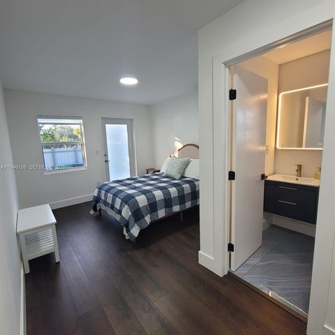 19930 SW 118th Pl, Miami, FL 33177