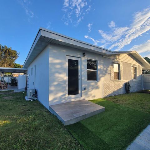 19930 SW 118th Pl, Miami, FL 33177