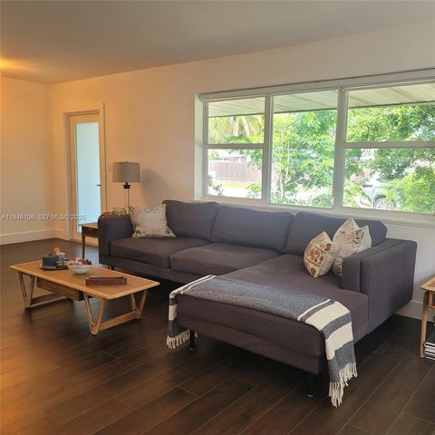 19930 SW 118th Pl, Miami, FL 33177