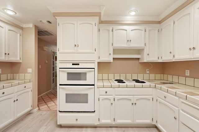 176 Rivergate Pl, Lodi, CA 95240
