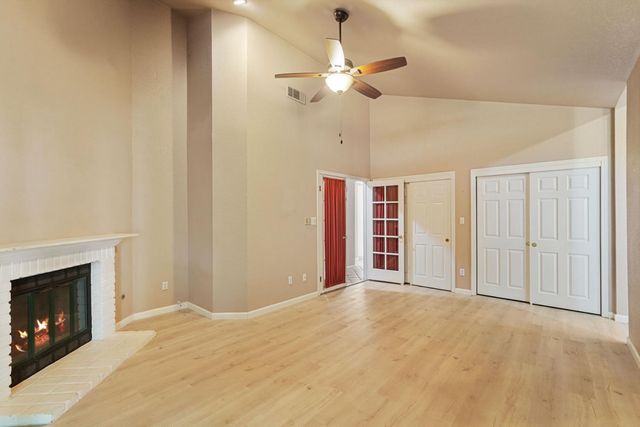 176 Rivergate Pl, Lodi, CA 95240