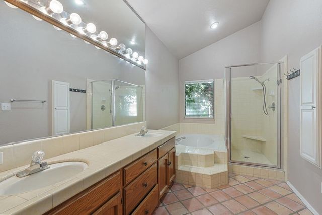 176 Rivergate Pl, Lodi, CA 95240