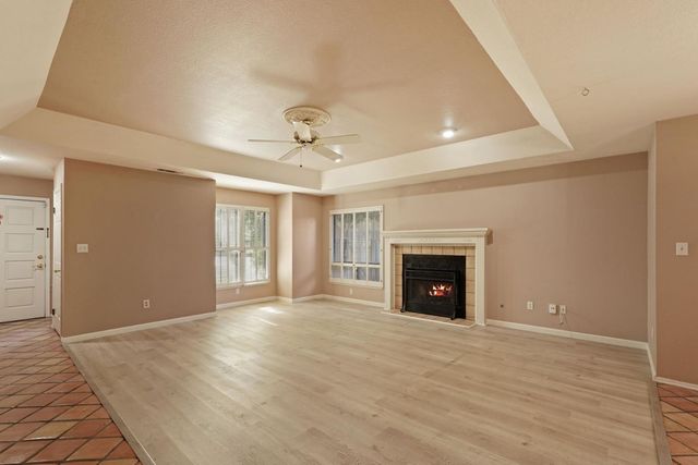 176 Rivergate Pl, Lodi, CA 95240