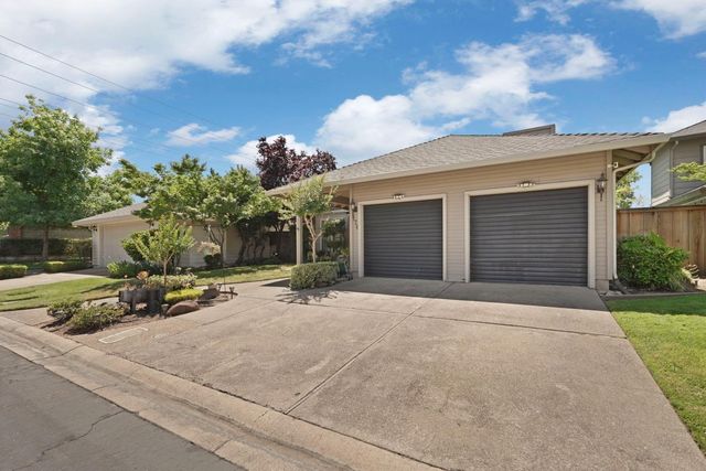 176 Rivergate Pl, Lodi, CA 95240