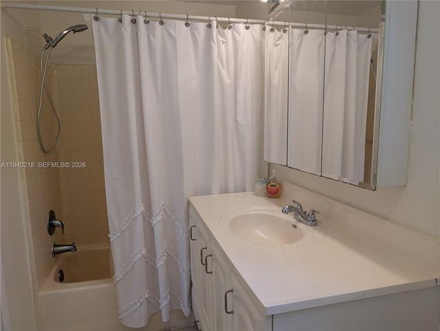 311 SW 2nd Ave 2, Dania Beach, FL 33004