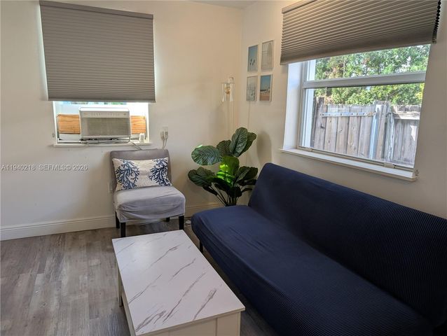 311 SW 2nd Ave 2, Dania Beach, FL 33004