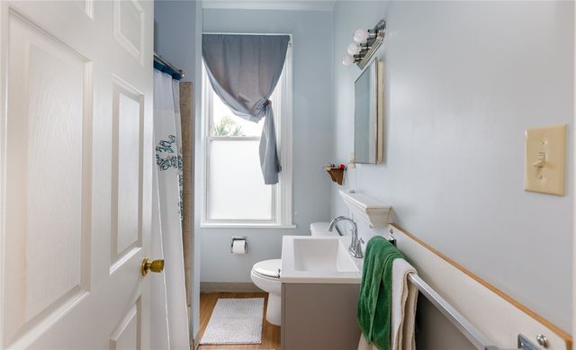 36-38 S Starr Ave, Avalon, PA 15202