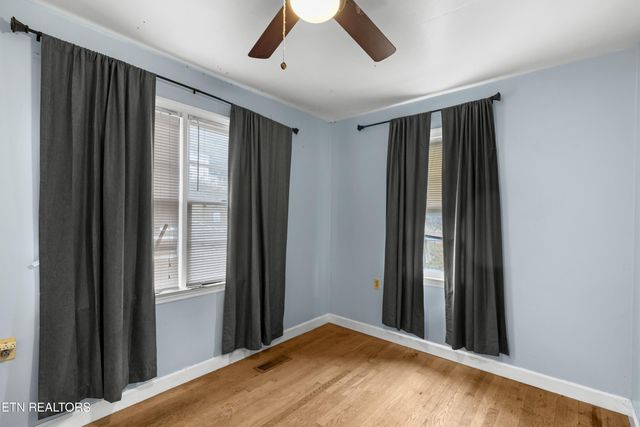 7593 Cracker Neck Rd, Washburn, TN 37888