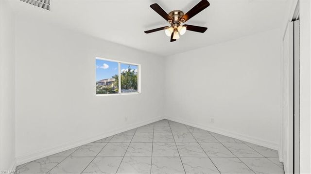 27 SW 19th CT, Cape Coral, FL 33991