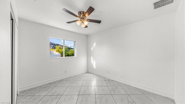 27 SW 19th CT, Cape Coral, FL 33991