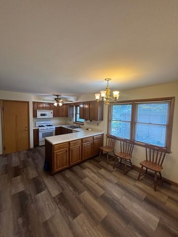 504 E Butterfield Road, Elmhurst, IL 60126