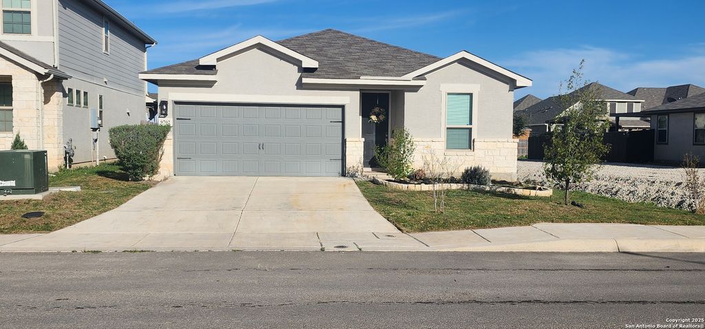 9702 Novacek Blvd, San Antonio, TX 78254