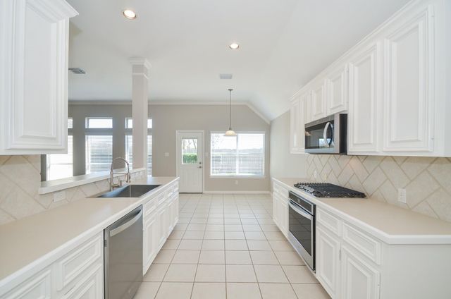 2123 Thistlerock Lane, Sugar Land, TX 77479