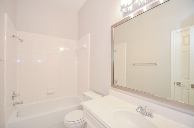 2123 Thistlerock Lane, Sugar Land, TX 77479