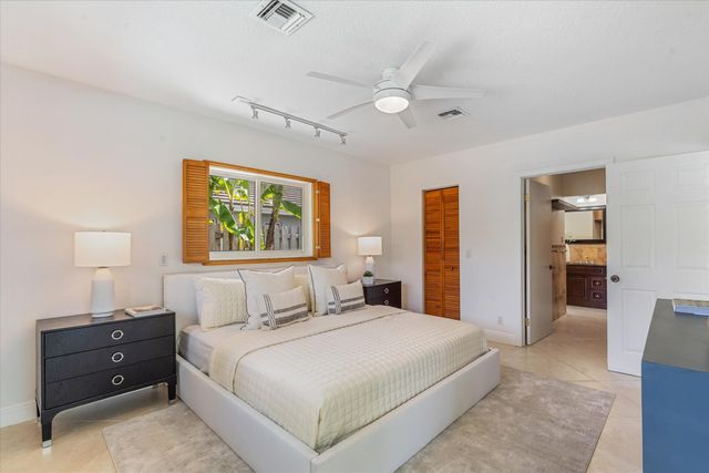 1041 SW 7th Street, Boca Raton, FL 33486