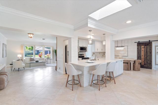 1041 SW 7th Street, Boca Raton, FL 33486