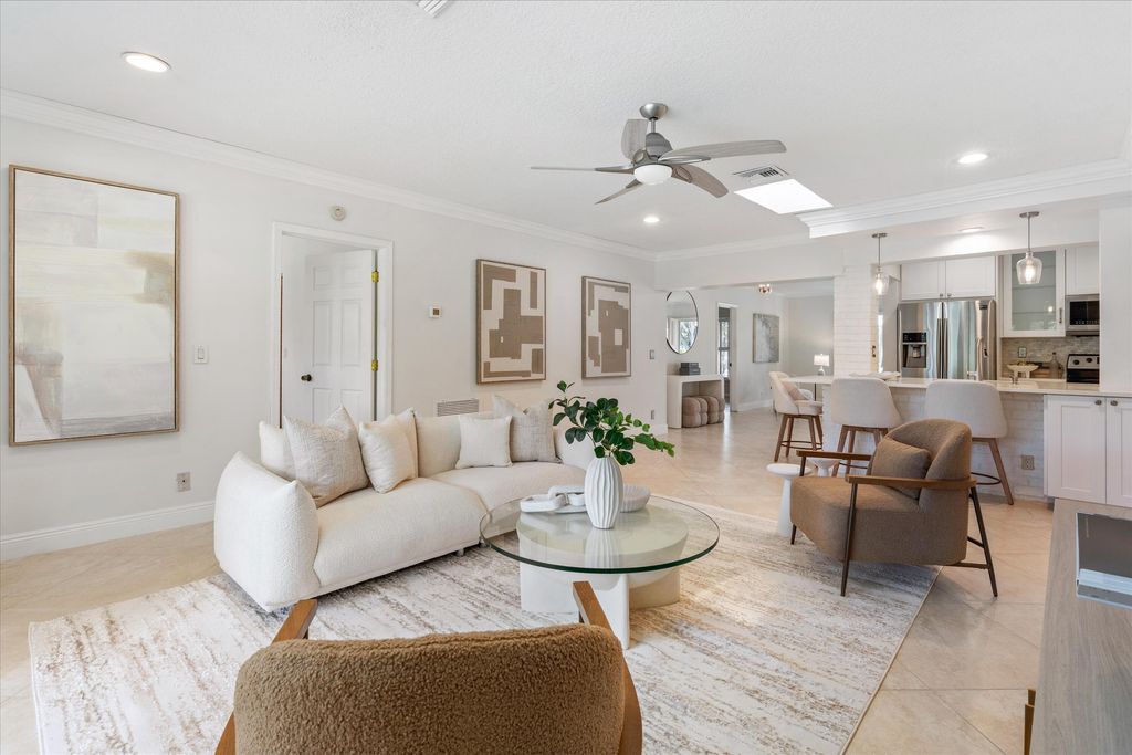 1041 SW 7th Street, Boca Raton, FL 33486