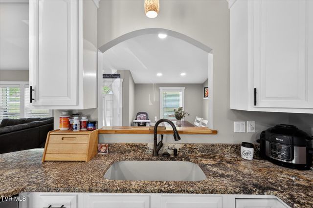 263 Big Springs Road, Elizabethton, TN 37643