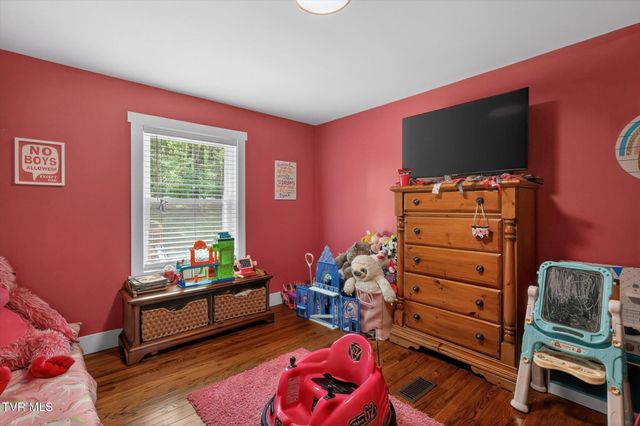 263 Big Springs Road, Elizabethton, TN 37643