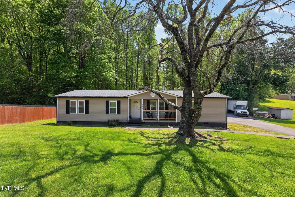 263 Big Springs Road, Elizabethton, TN 37643