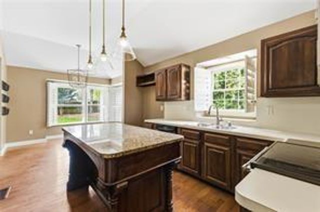 52 Travelers Way SW, Marietta, GA 30064