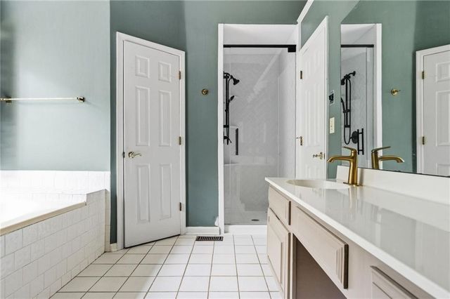 52 Travelers Way SW, Marietta, GA 30064