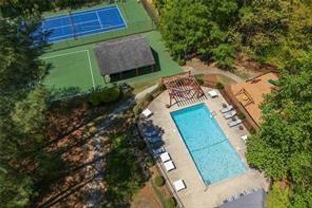 52 Travelers Way SW, Marietta, GA 30064